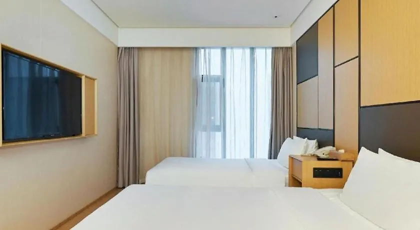 Ji Hotel Shanghai Hongqiao Yan'An XI Road Çin