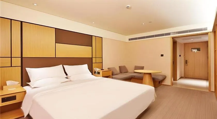 Ji Hotel Shanghai Hongqiao Yan'An XI Road